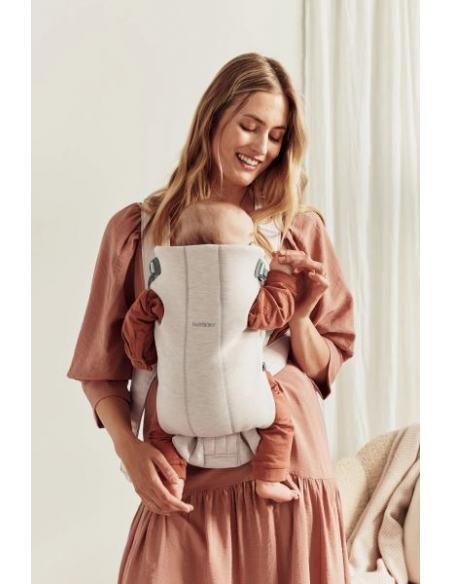 MOCHILA PORTA BEBÉ MINI BEIGE CLARO BABYBJÖRN